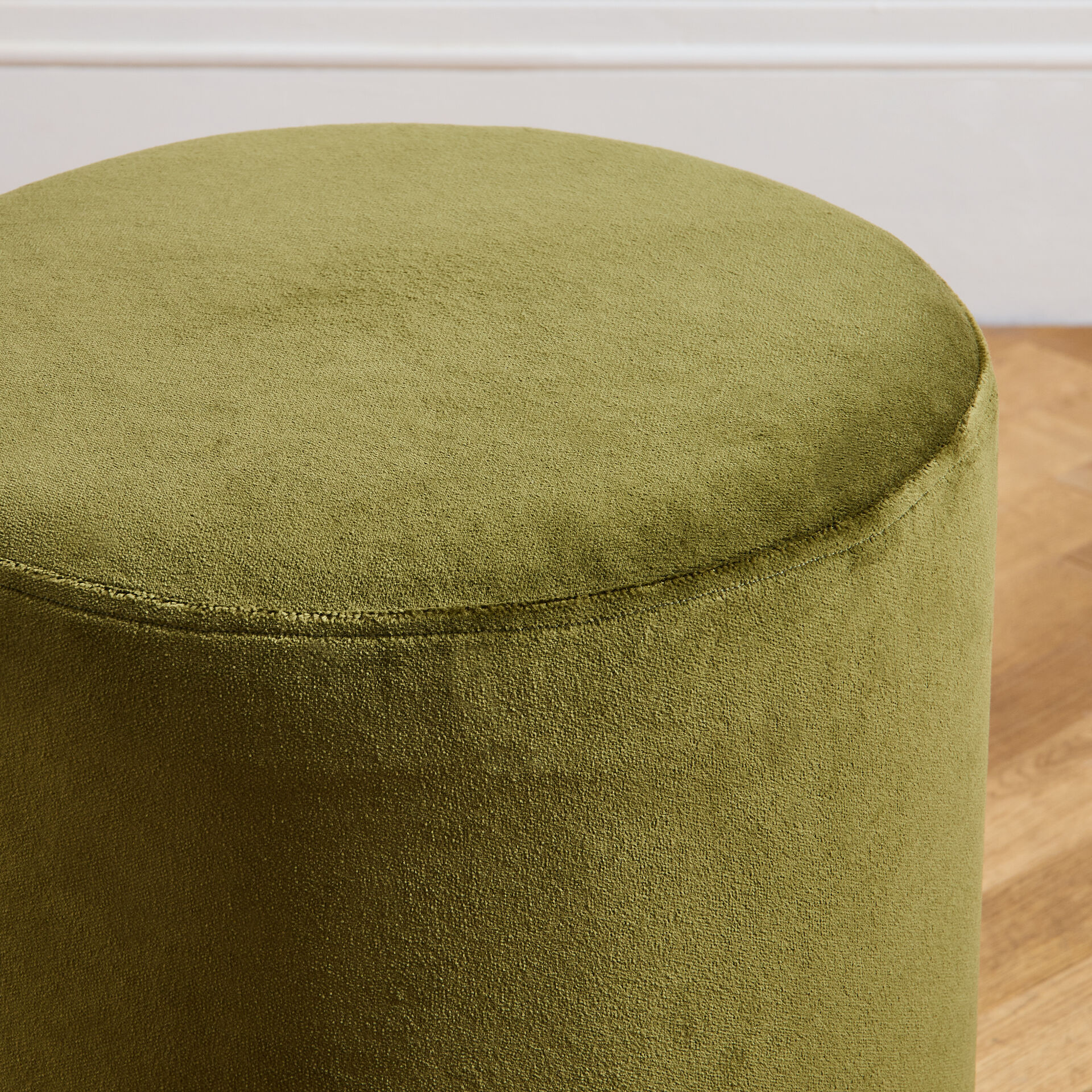 ${product-id}-Camley Footstool-Green-${view-type}