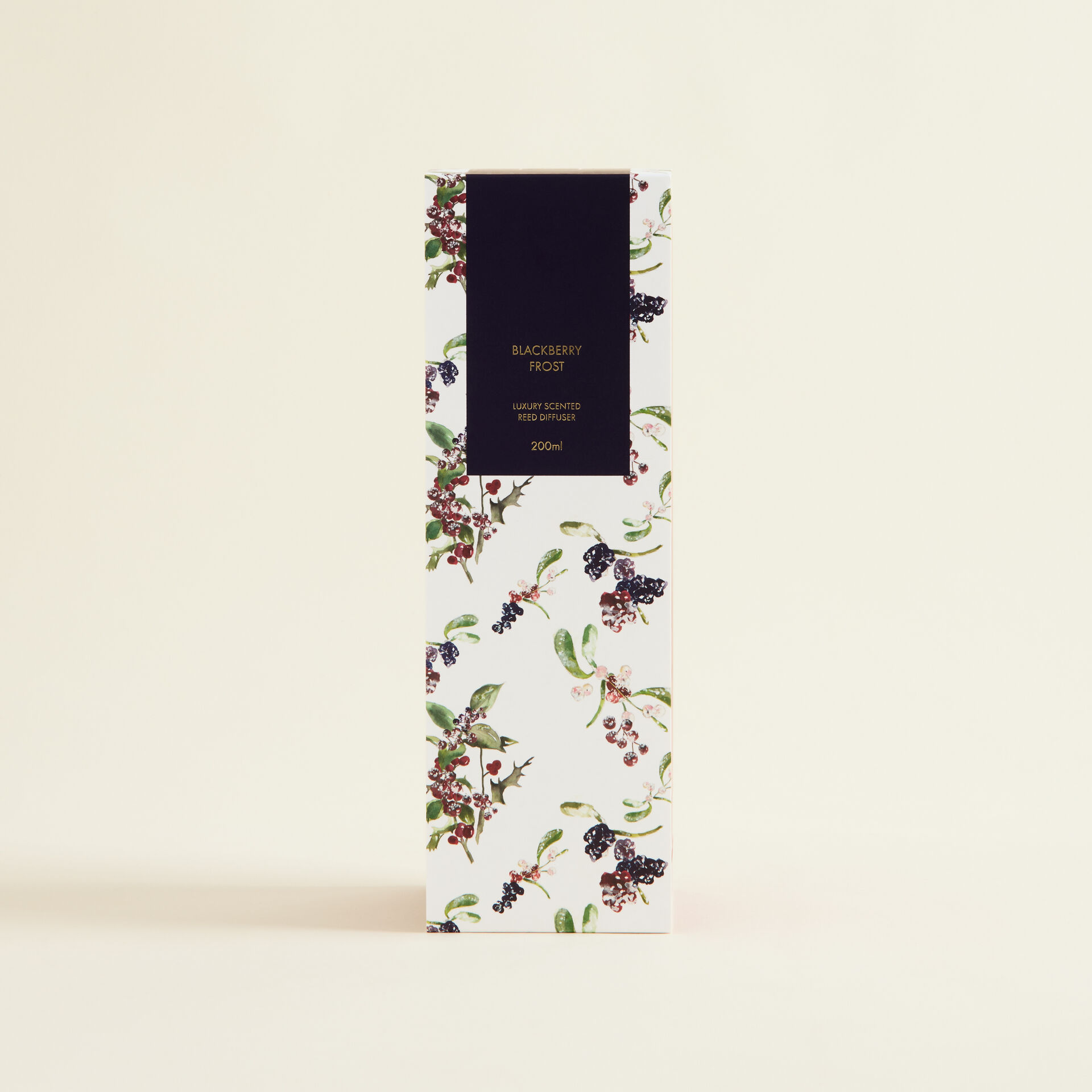 ${product-id}-Blackberry Frost Luxury Reed Diffuser.-Blackberry Frost-${view-type}