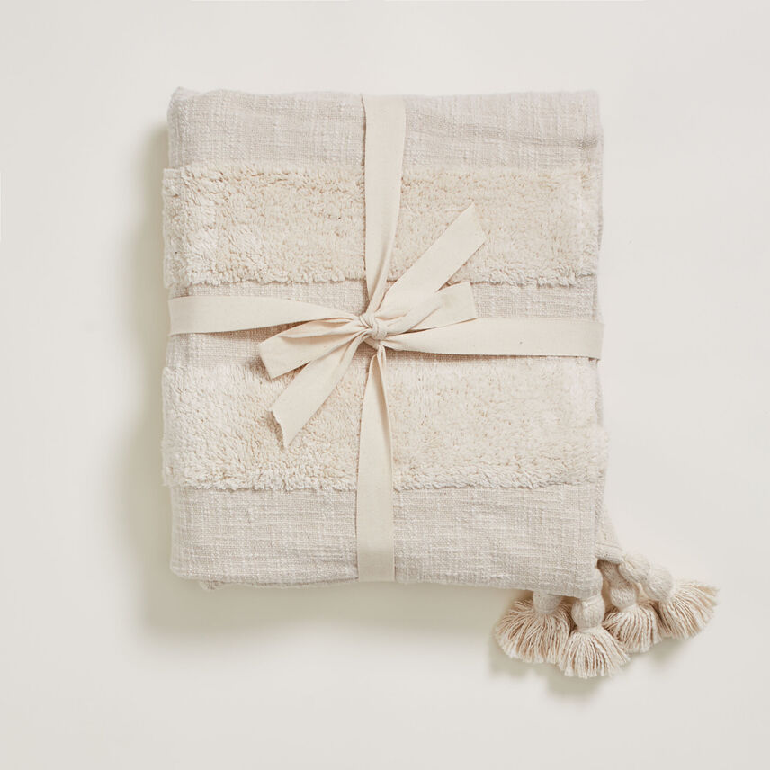 Tufted Throw