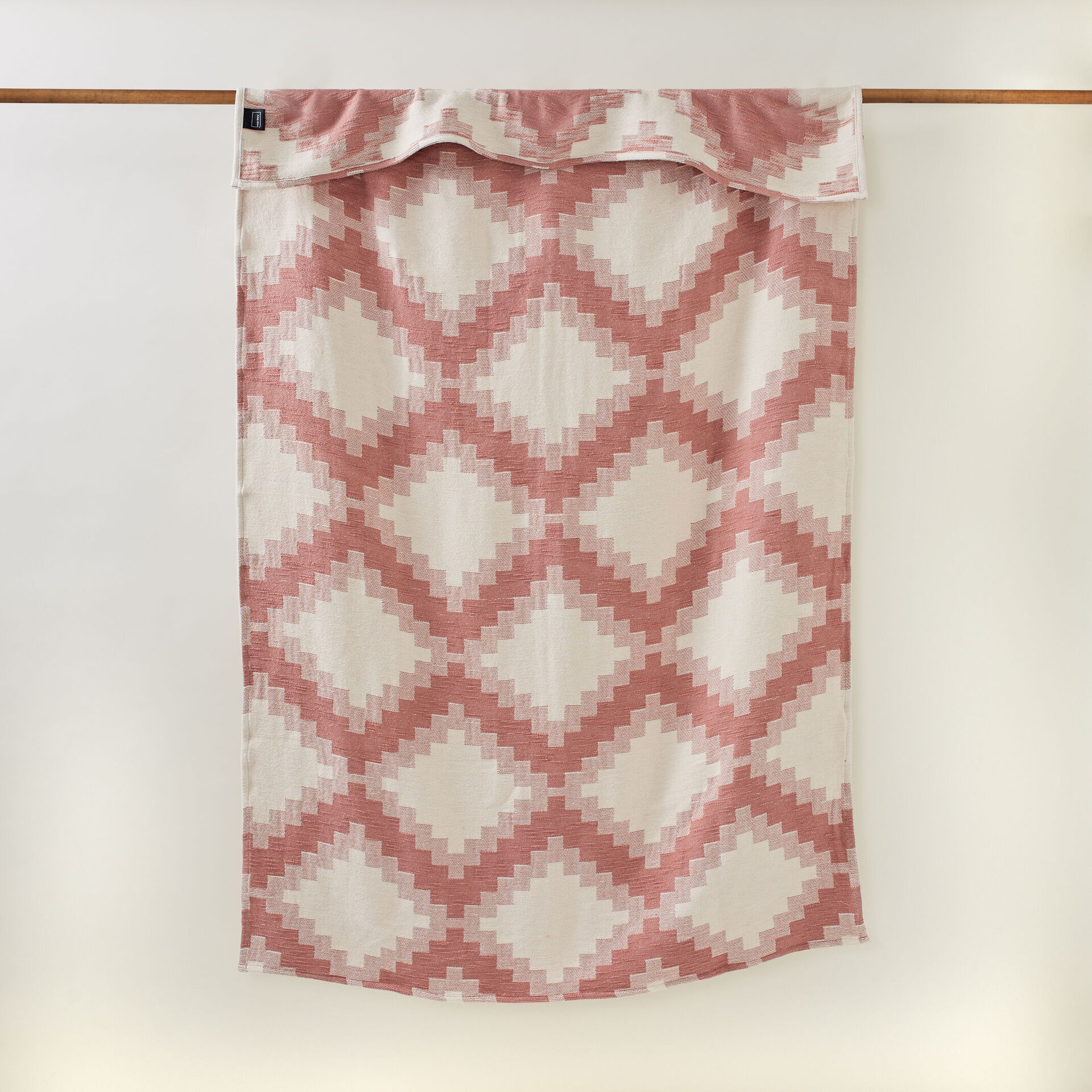 ${product-id}-Woven Pattern Throw-Rust/Ivory-${view-type}
