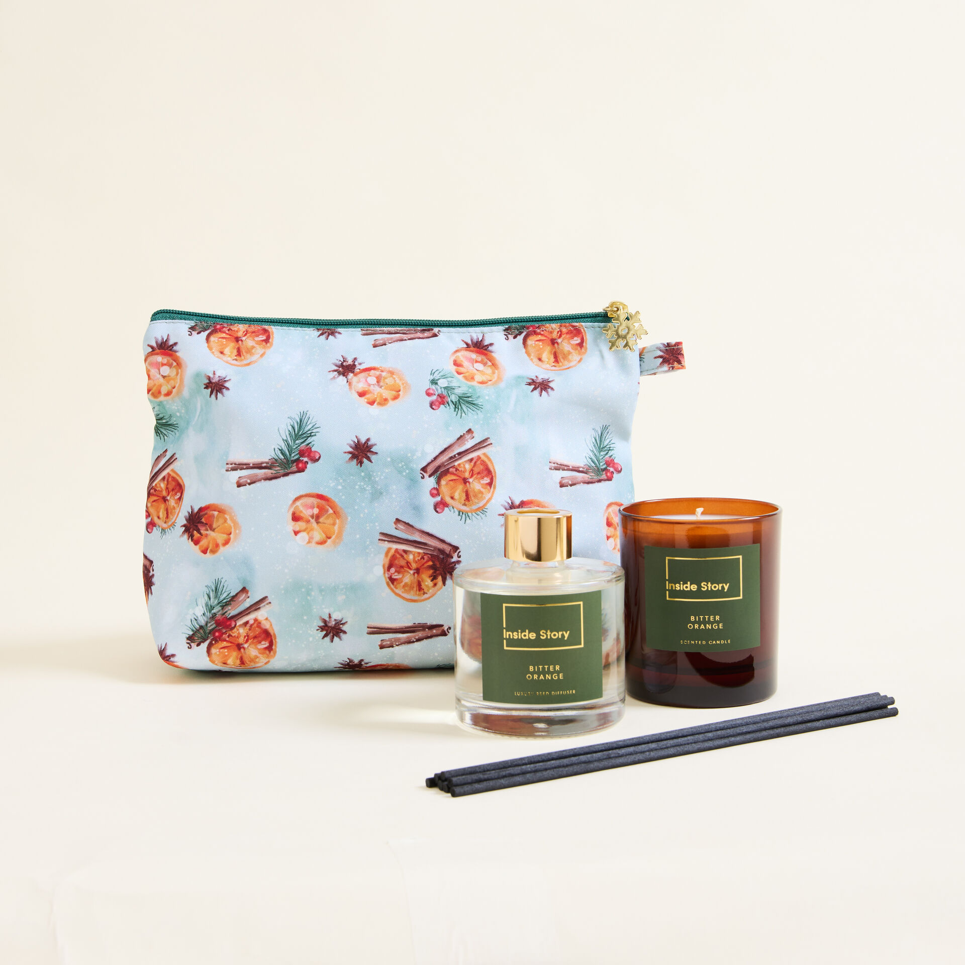 ${product-id}-Bitter Orange Wash Bag Gift Set-Bitter Orange & Cinnamon-${view-type}