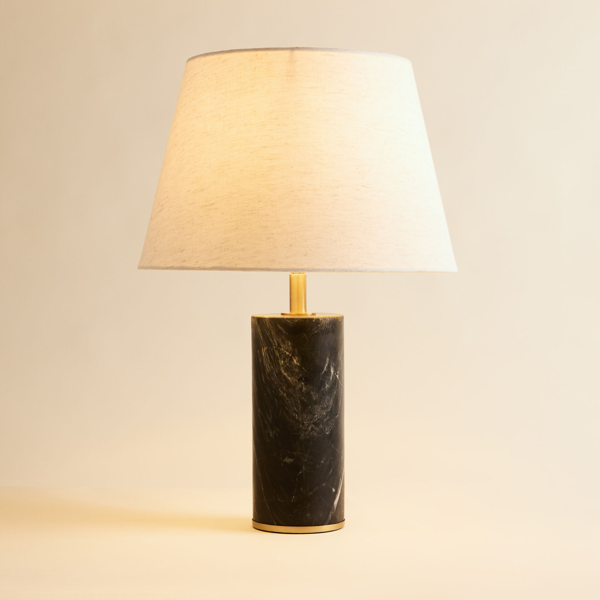 ${product-id}-Marble Table Lamp-Black-${view-type}