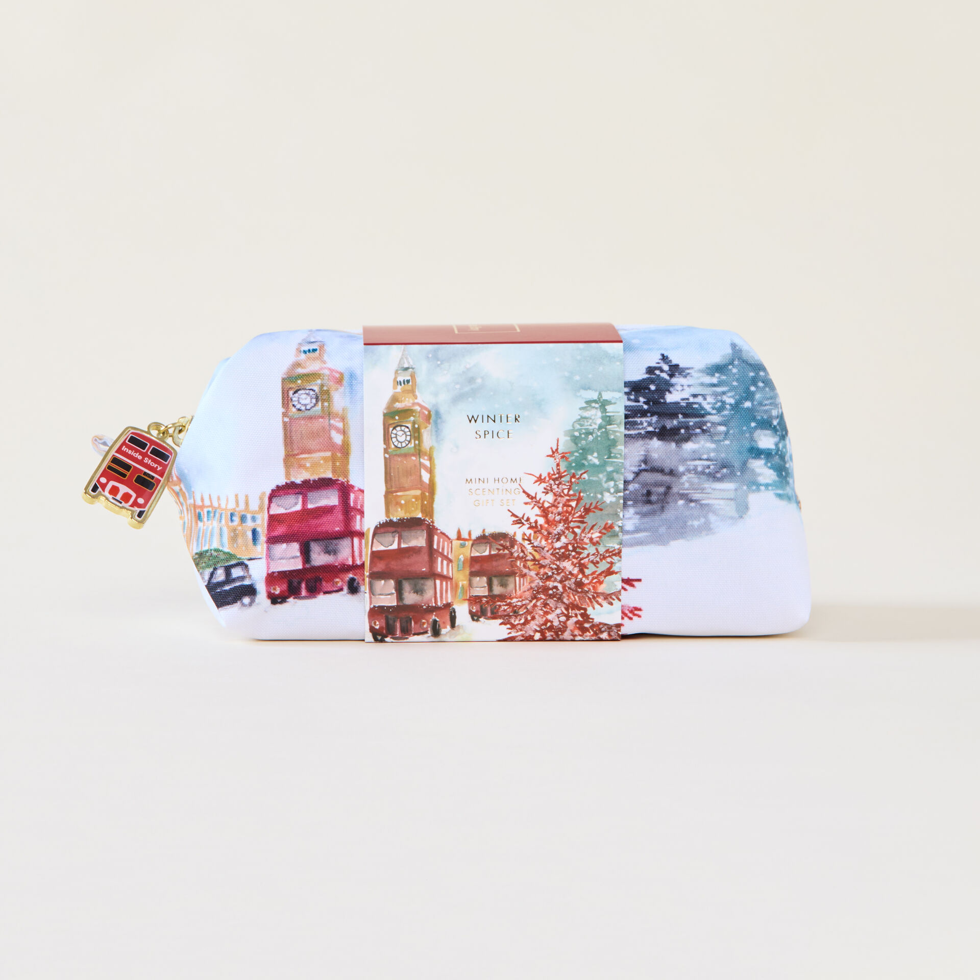 ${product-id}-Winter Spice Mini Wash Bag Gift Set-Winter Spice-${view-type}