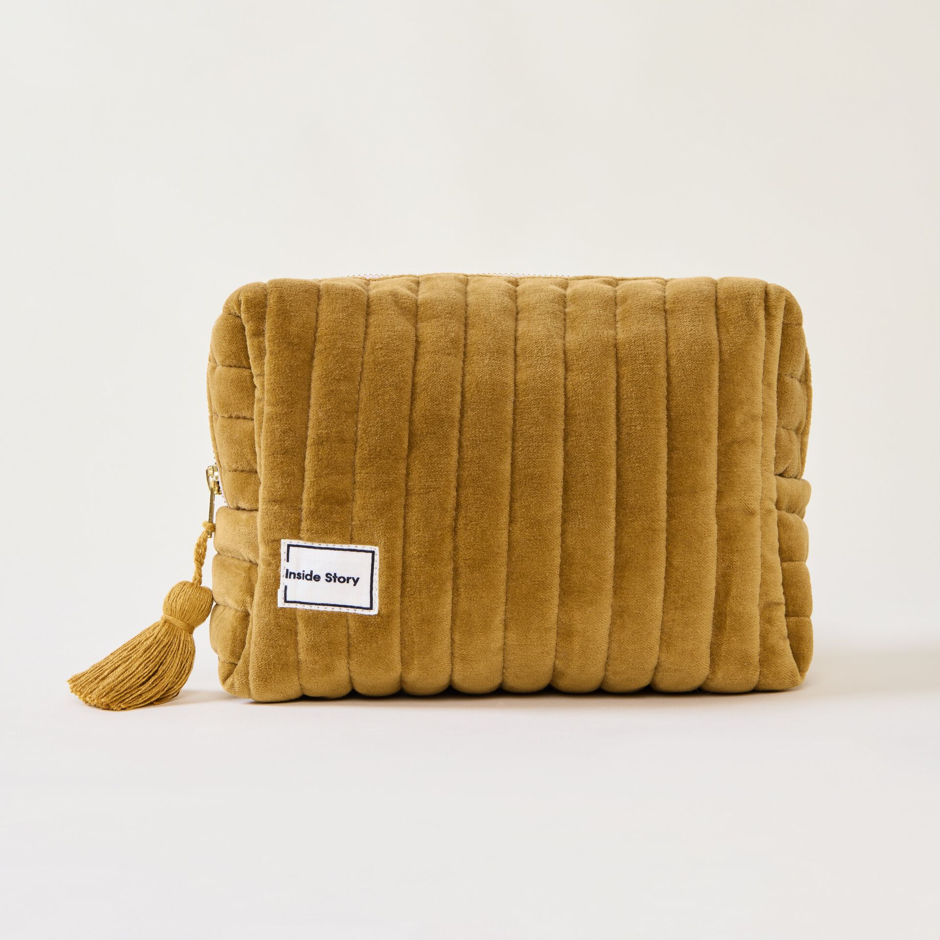 ${product-id}-Velvet Wash Bag-Yellow-${view-type}