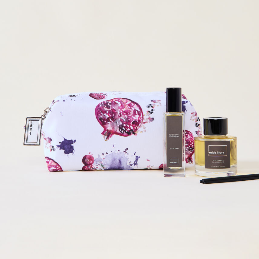 Black Pepper And Pomegranate Mini Wash Bag Gift Set