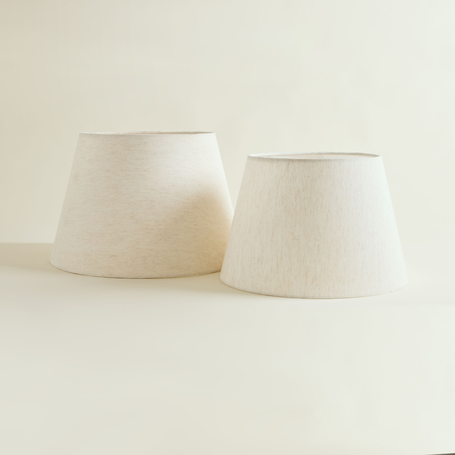 ${product-id}-25cm Tapered Linen Lampshade-Natural-${view-type}