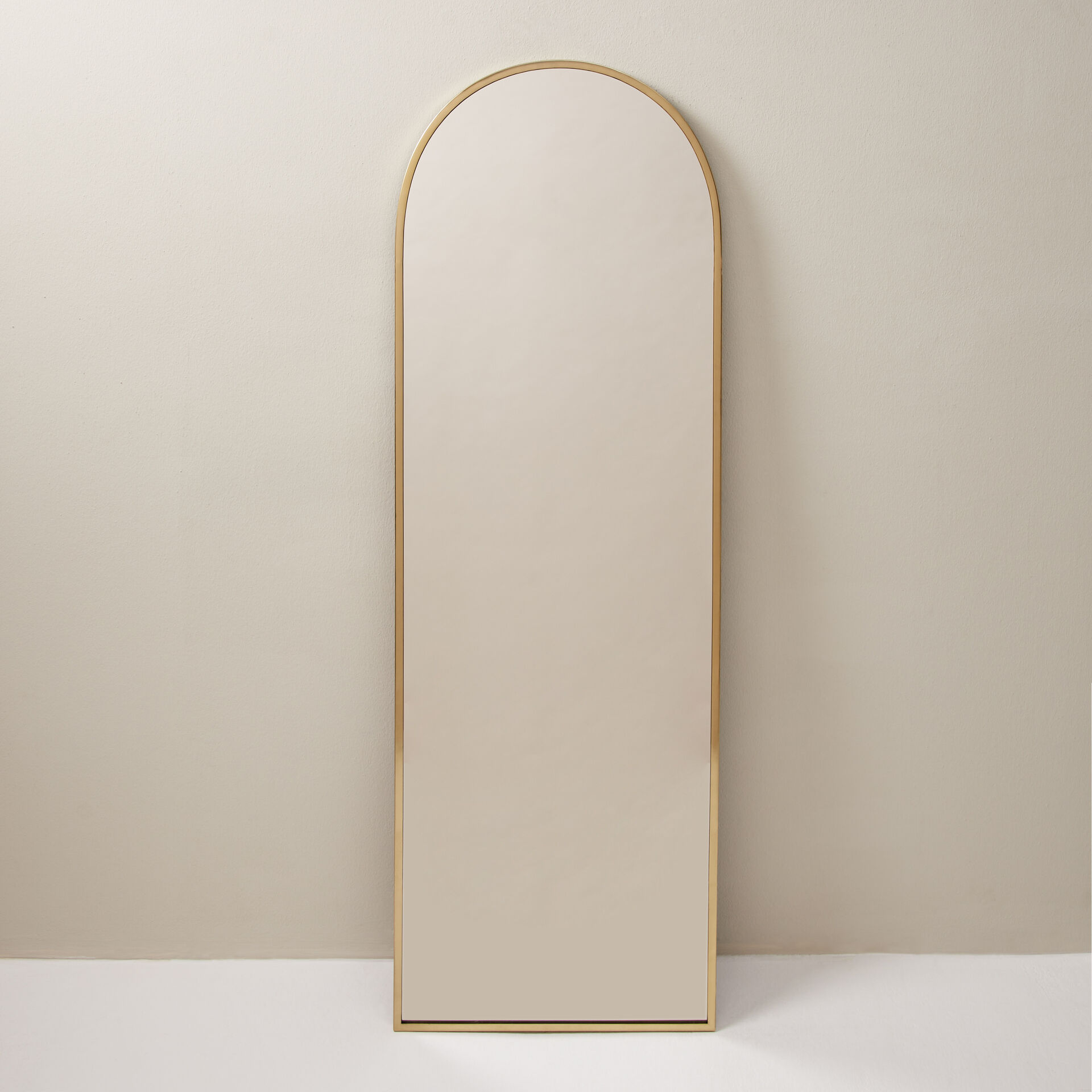 ${product-id}-Arch Mirror-Metallic-${view-type}