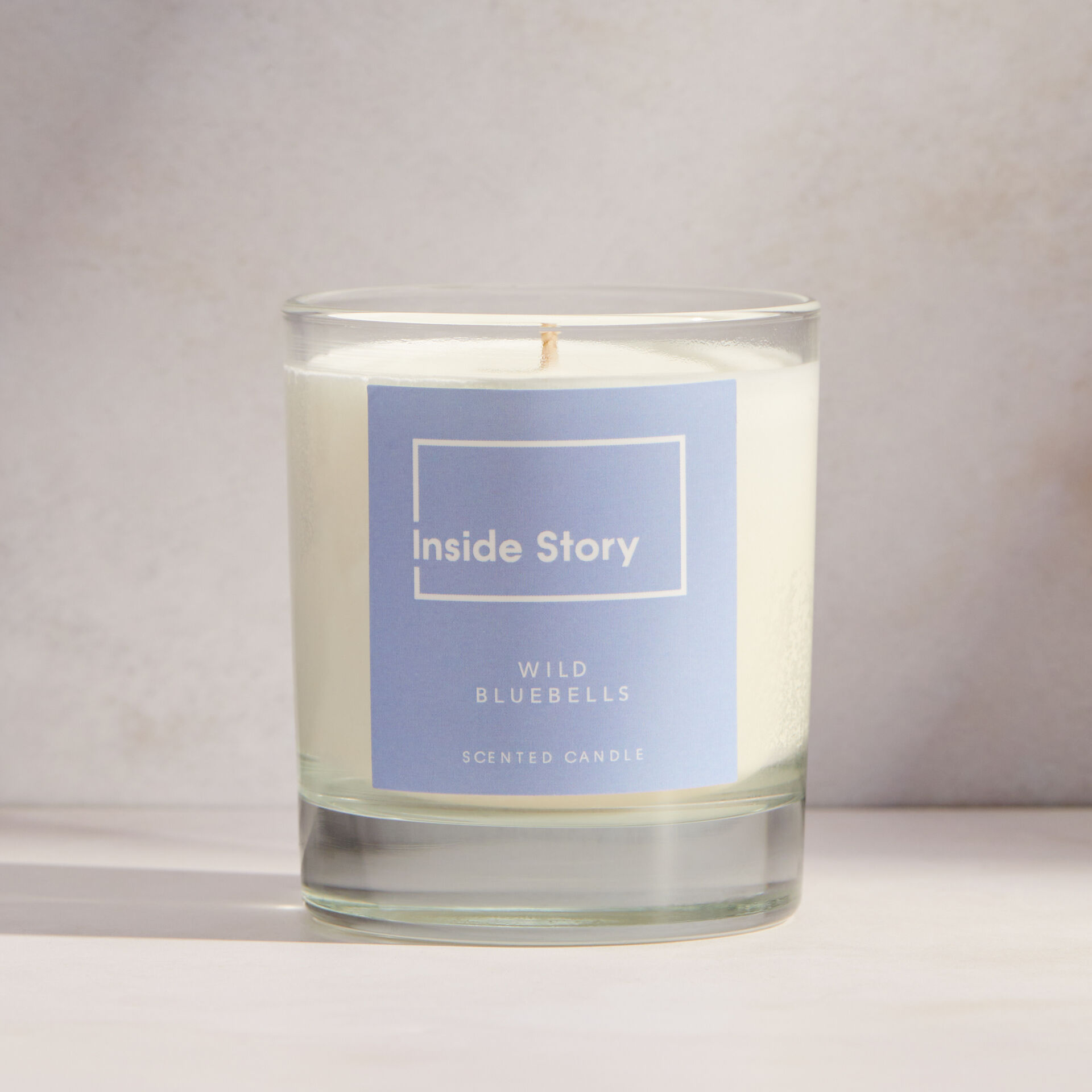 ${product-id}-Wild Bluebells Scented Signature Candle-Neutral-${view-type}