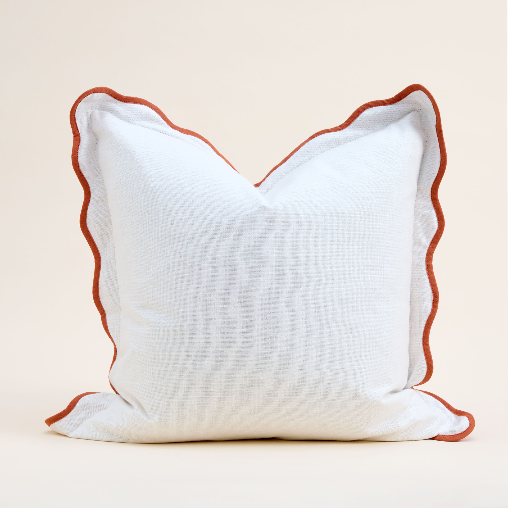 ${product-id}-Scallop Edge cushion with contract edge-White/Orange-${view-type}