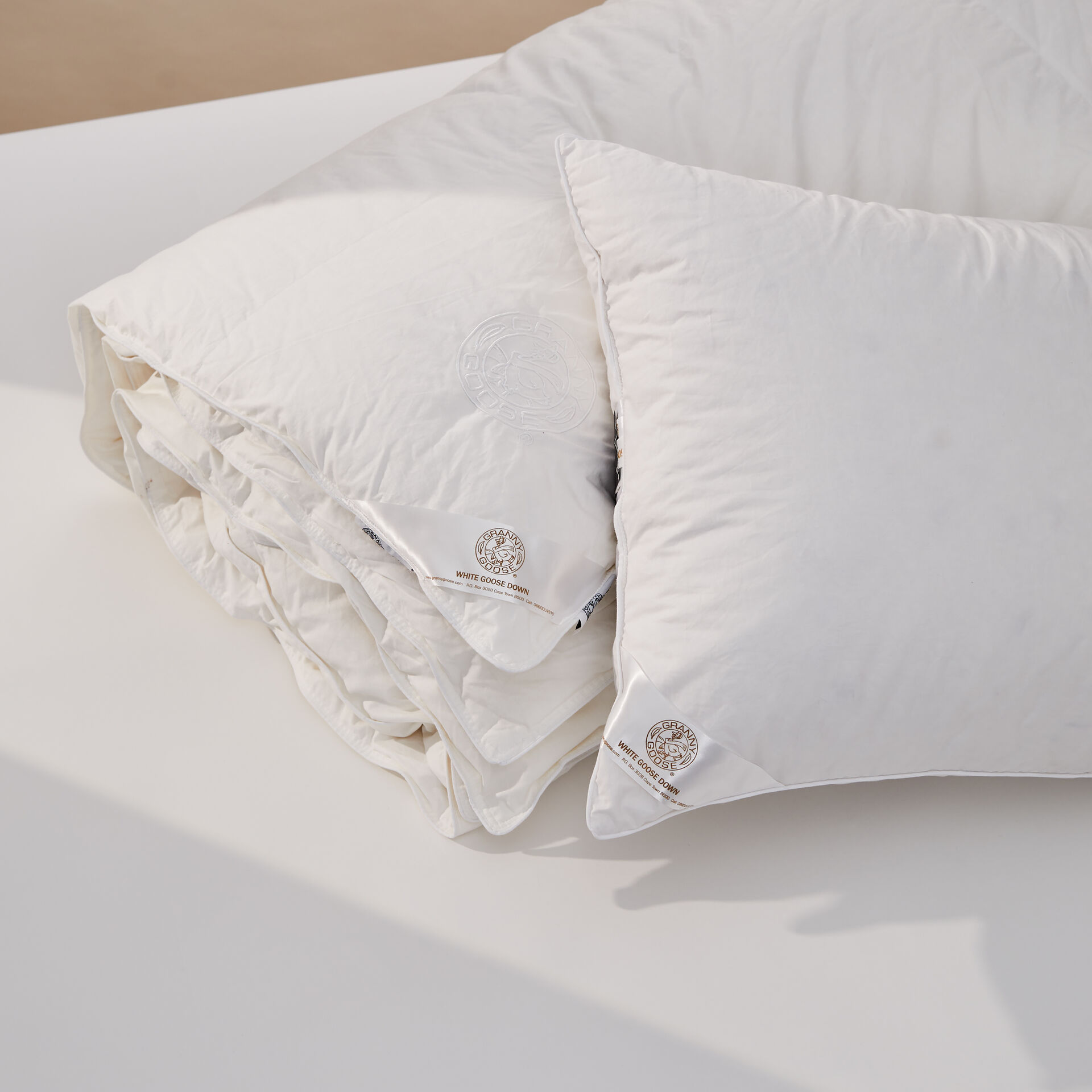 ${product-id}-Goose Down Box Stitch Duvet-White-${view-type}