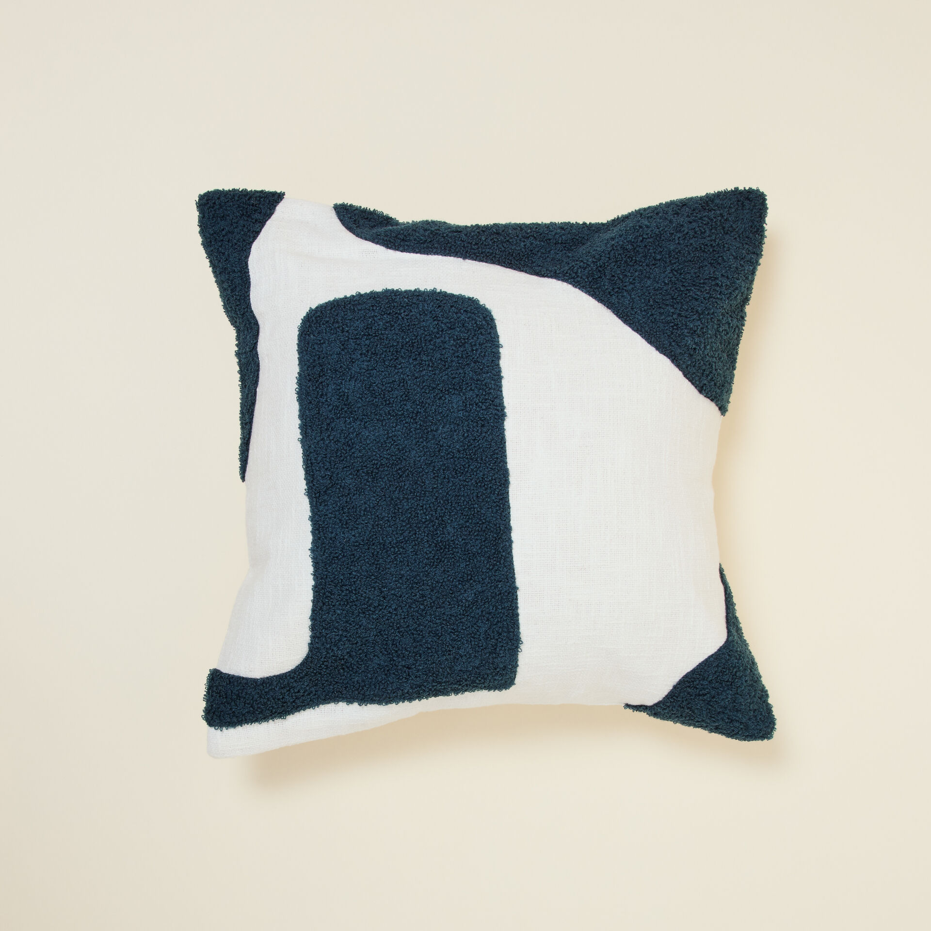 ${product-id}-Frey Cushion -Dark Teal-${view-type}