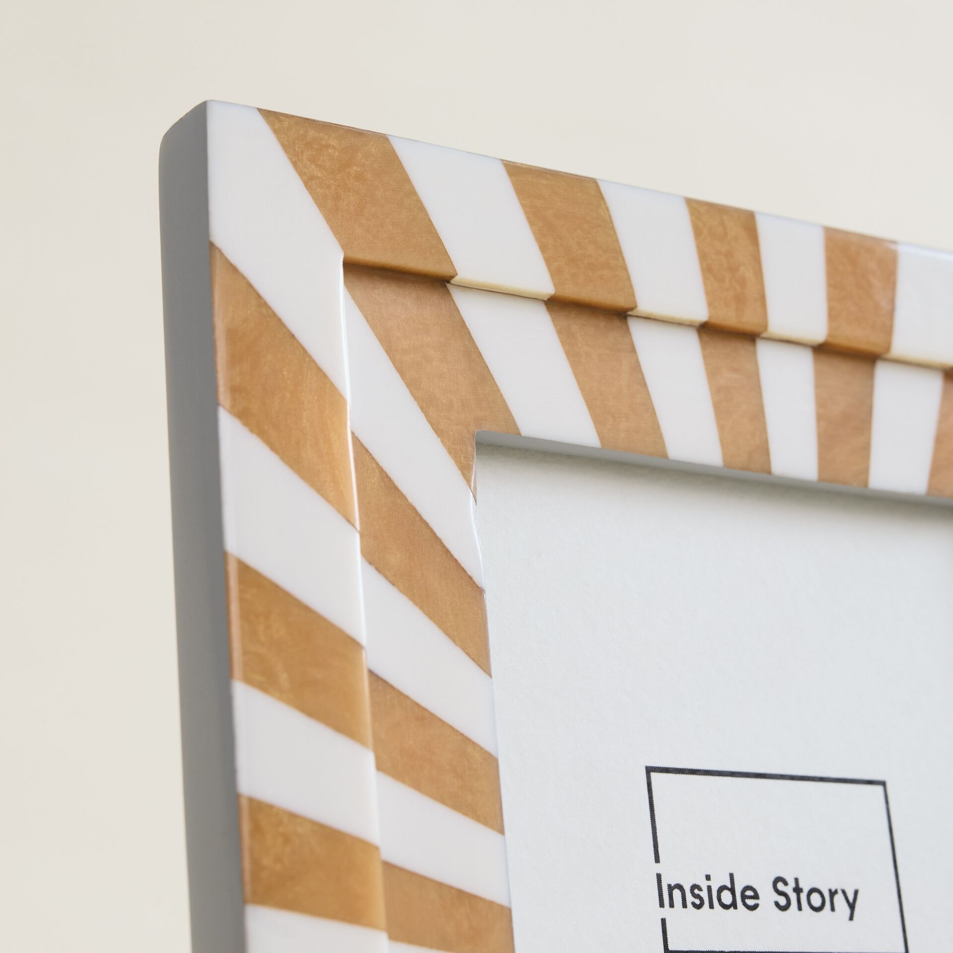 ${product-id}-Sunburst Photo Frame 4x6-Pink-${view-type}