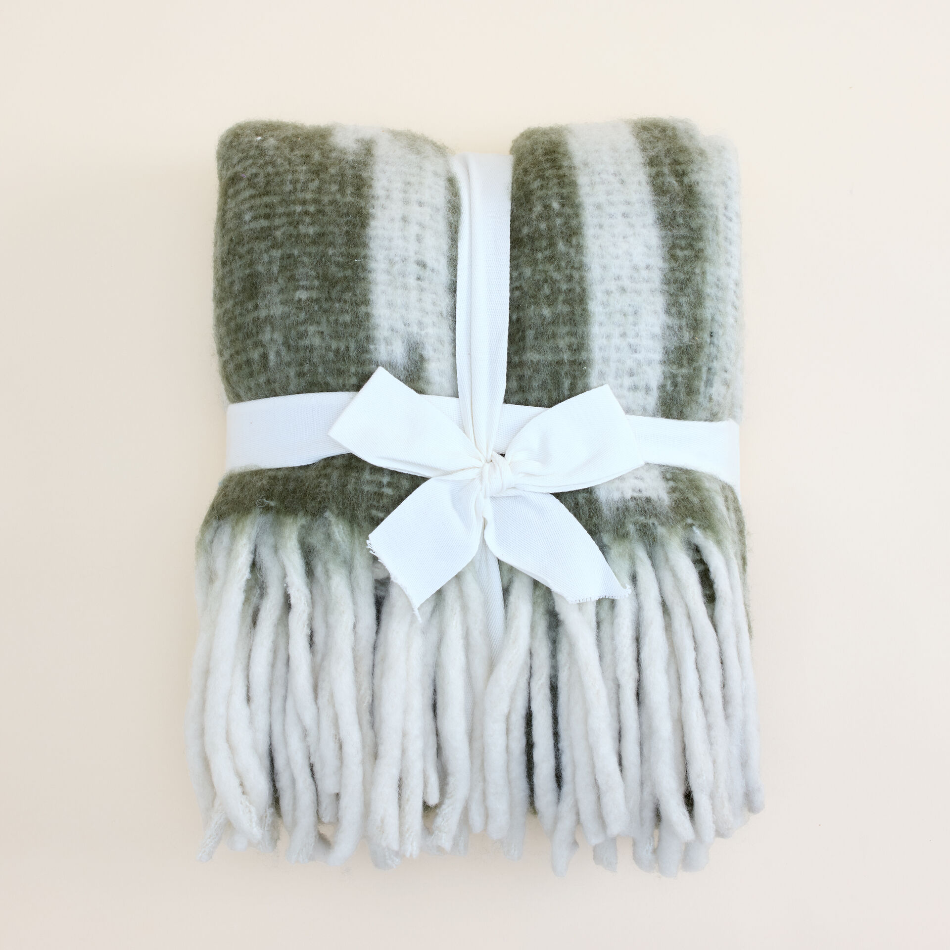 ${product-id}-Jessica Green ikat throw-Green-${view-type}