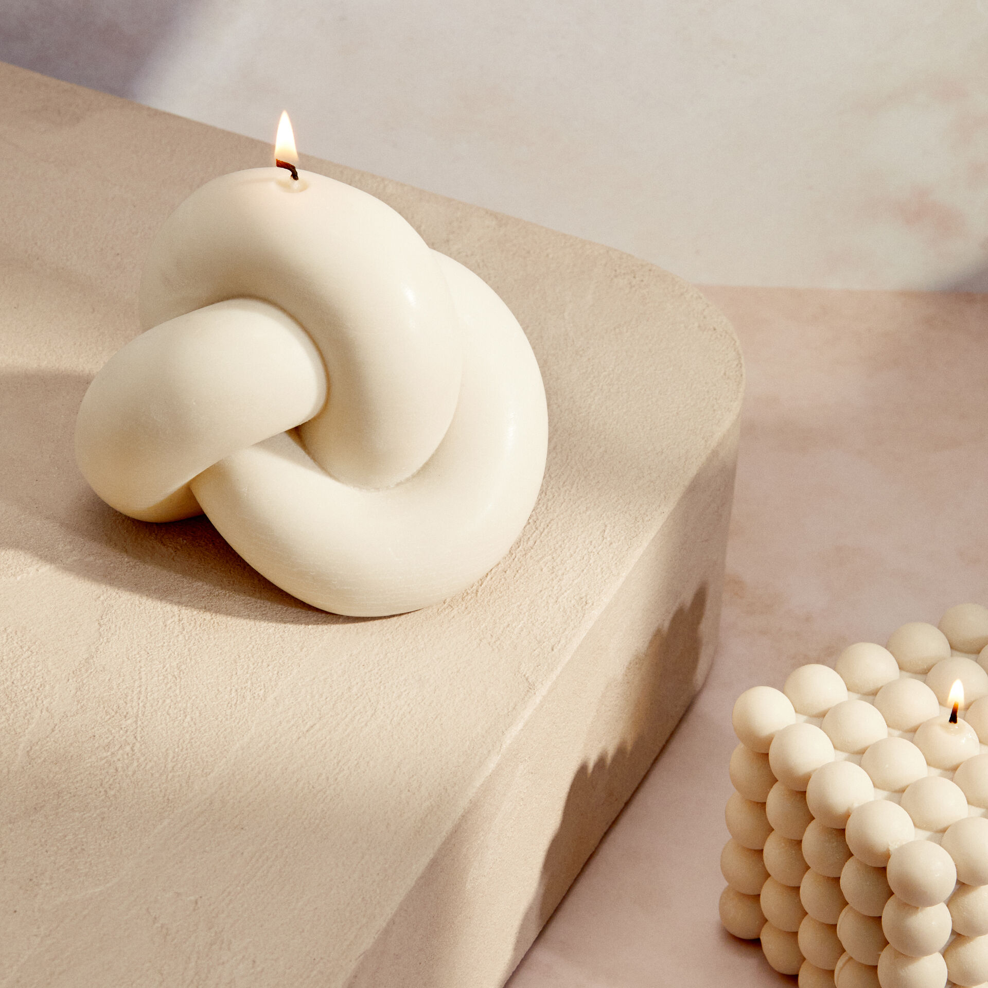 Knot Candle