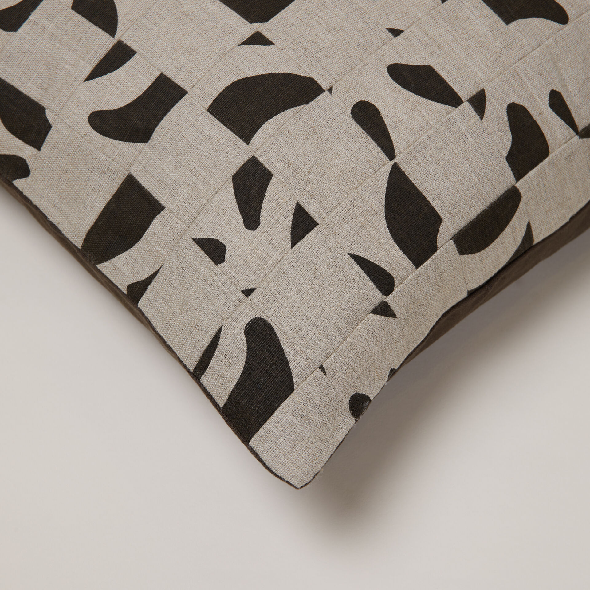 ${product-id}-Lennyn Patched Cushion--${view-type}
