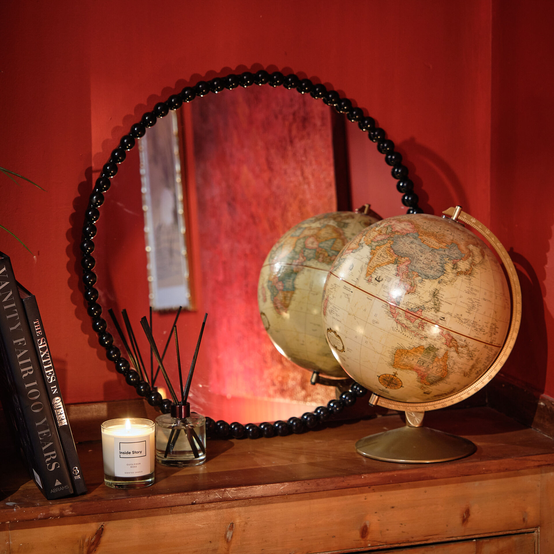 ${product-id}-Bobbin Round Mirror-Black-${view-type}