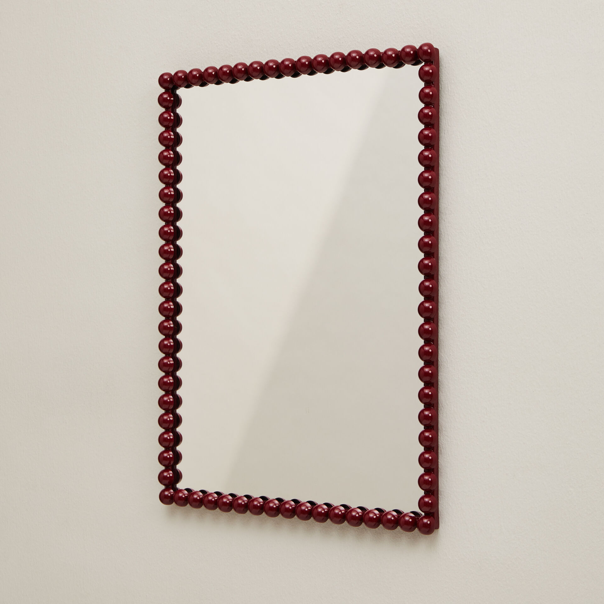 ${product-id}-Bobbin Mirror-Ruby-${view-type}