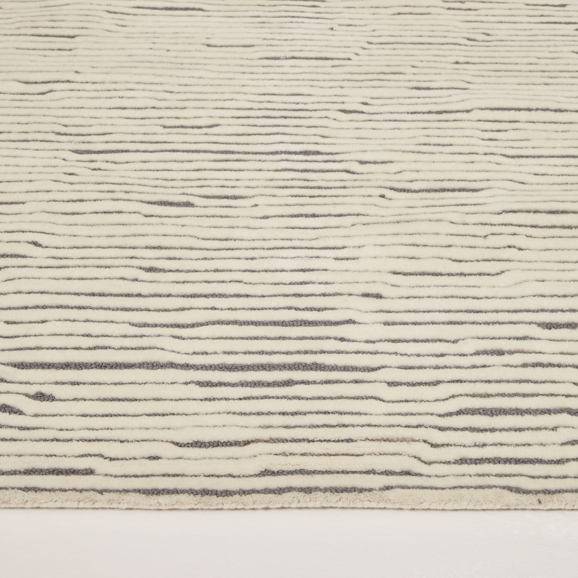 ${product-id}-Handtufted Wool Rug-Cream/Grey-${view-type}