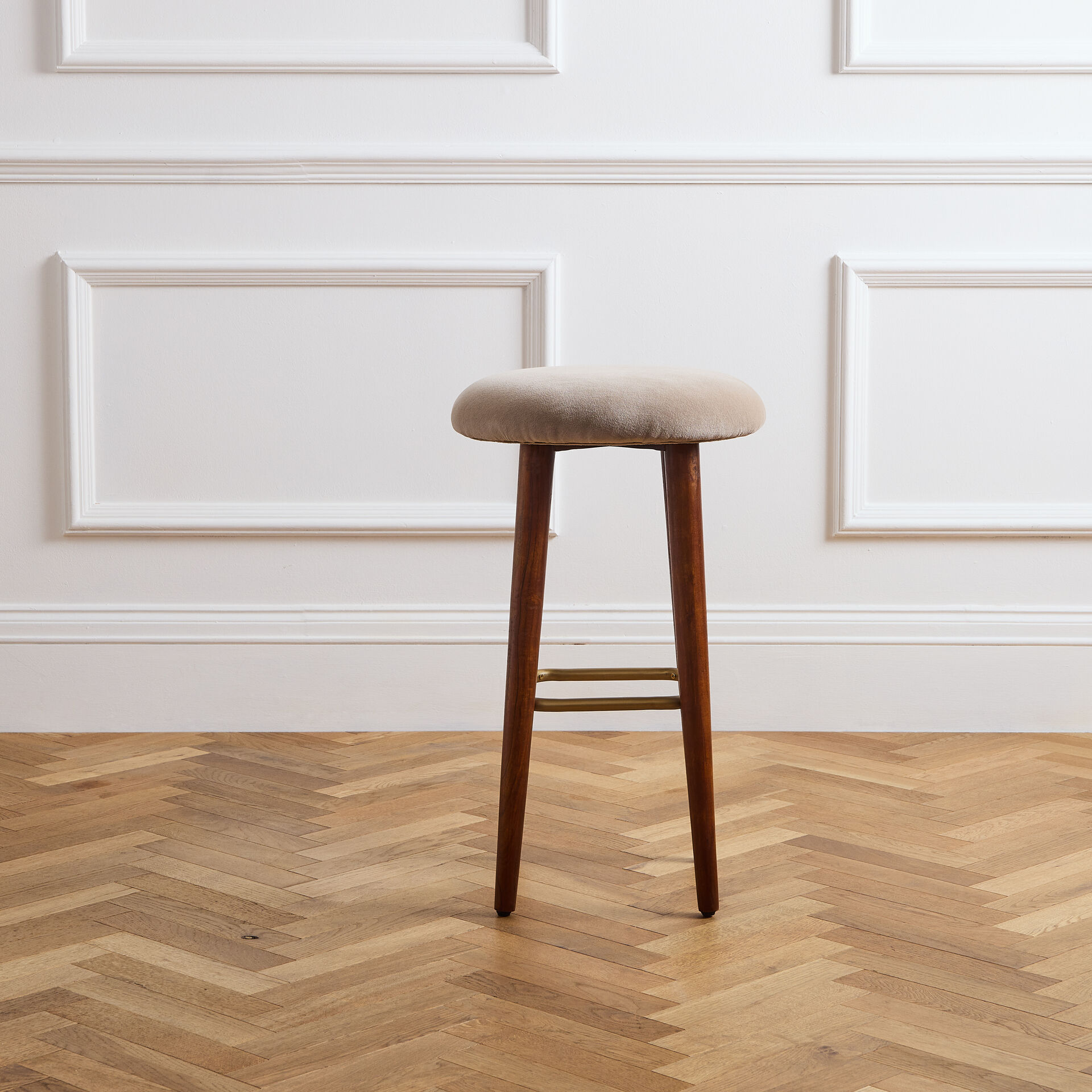 ${product-id}-Willow Bar Stool -Natural-${view-type}
