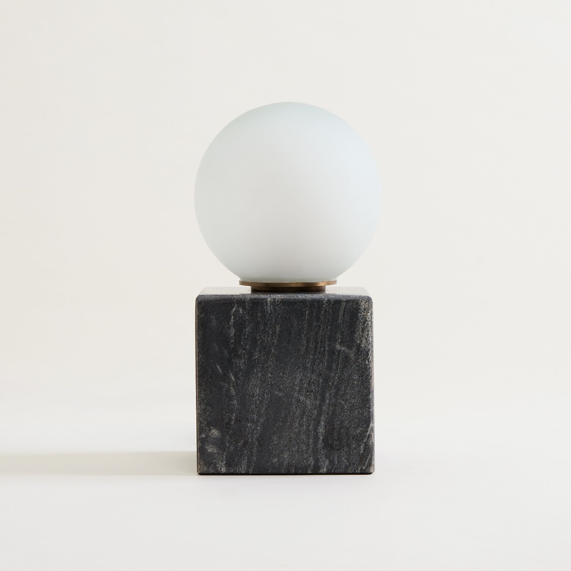 ${product-id}-Marble Square Lamp-Black-${view-type}