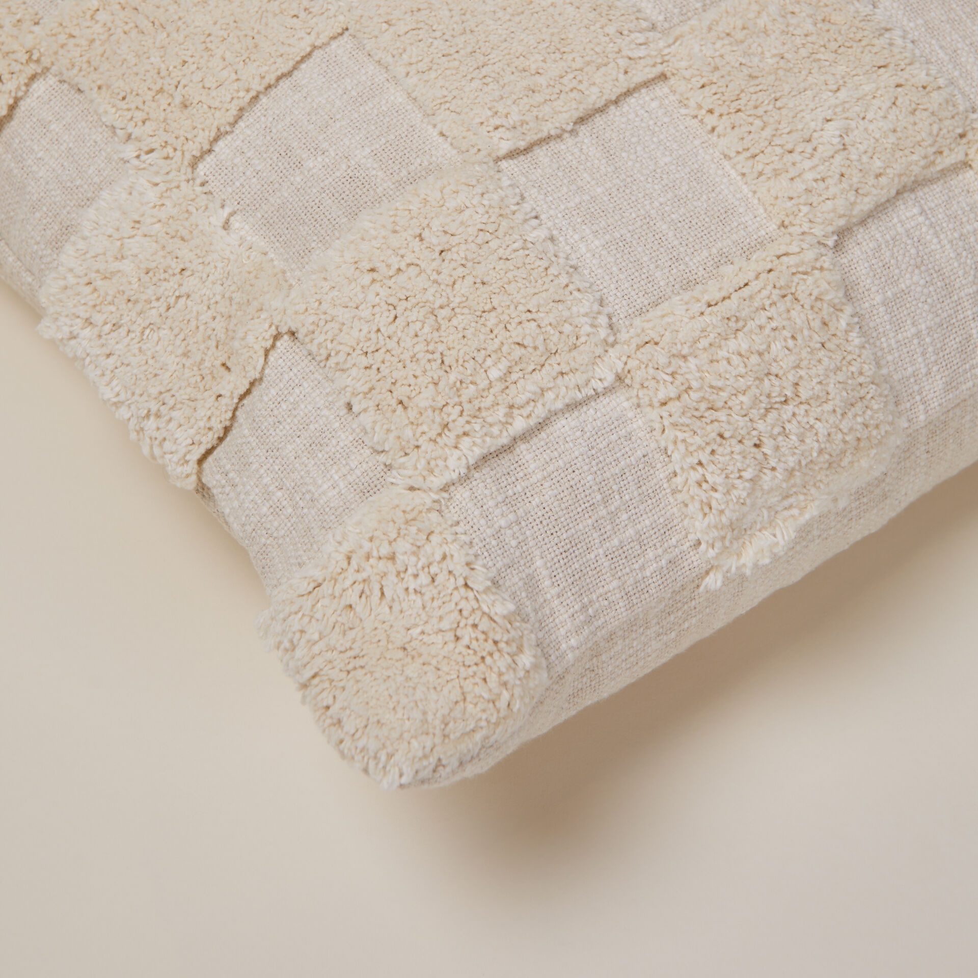 ${product-id}-Calla Check Tufted Cushion-Ecru-${view-type}