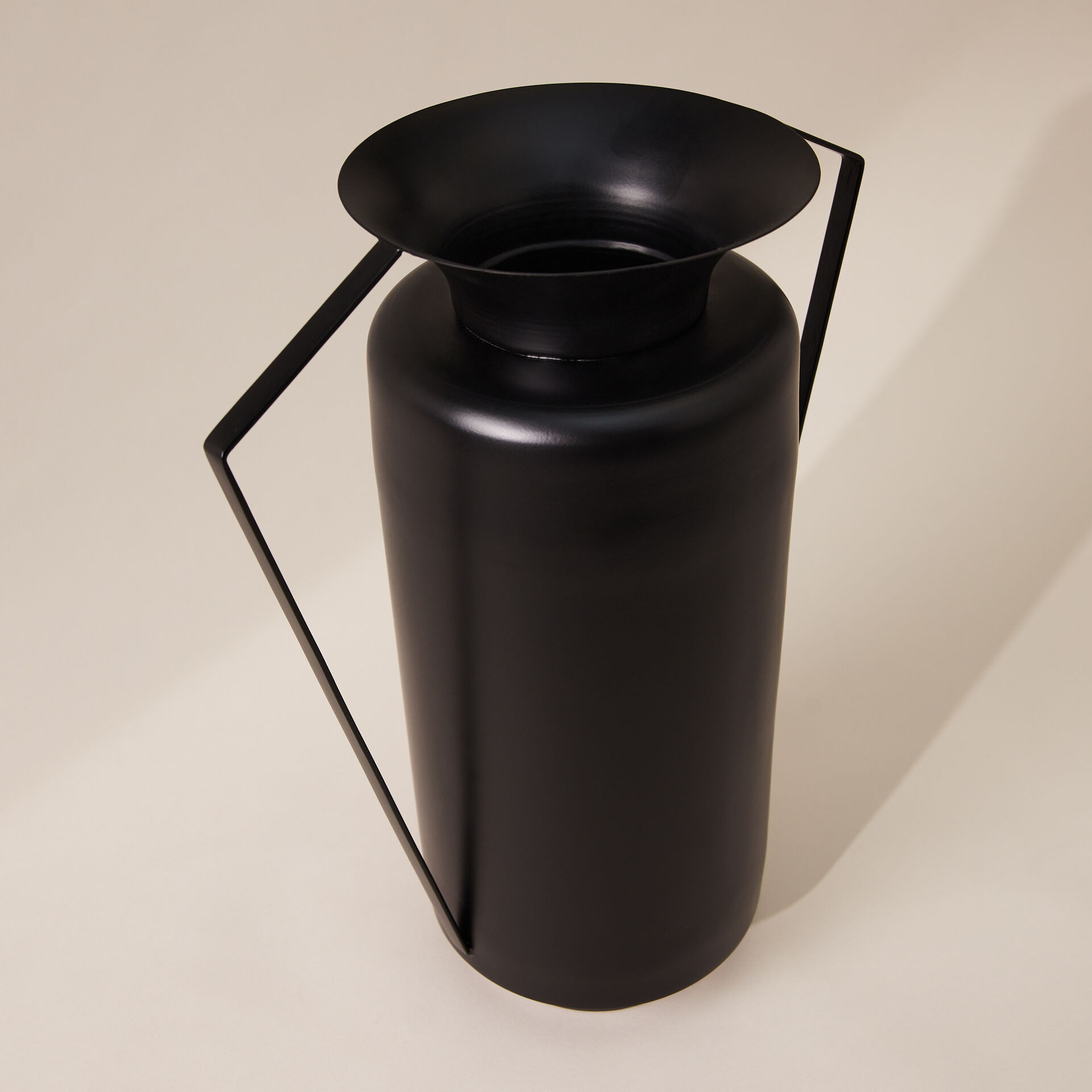 ${product-id}-Mykonos Metal Amphora Vase-Black-${view-type}