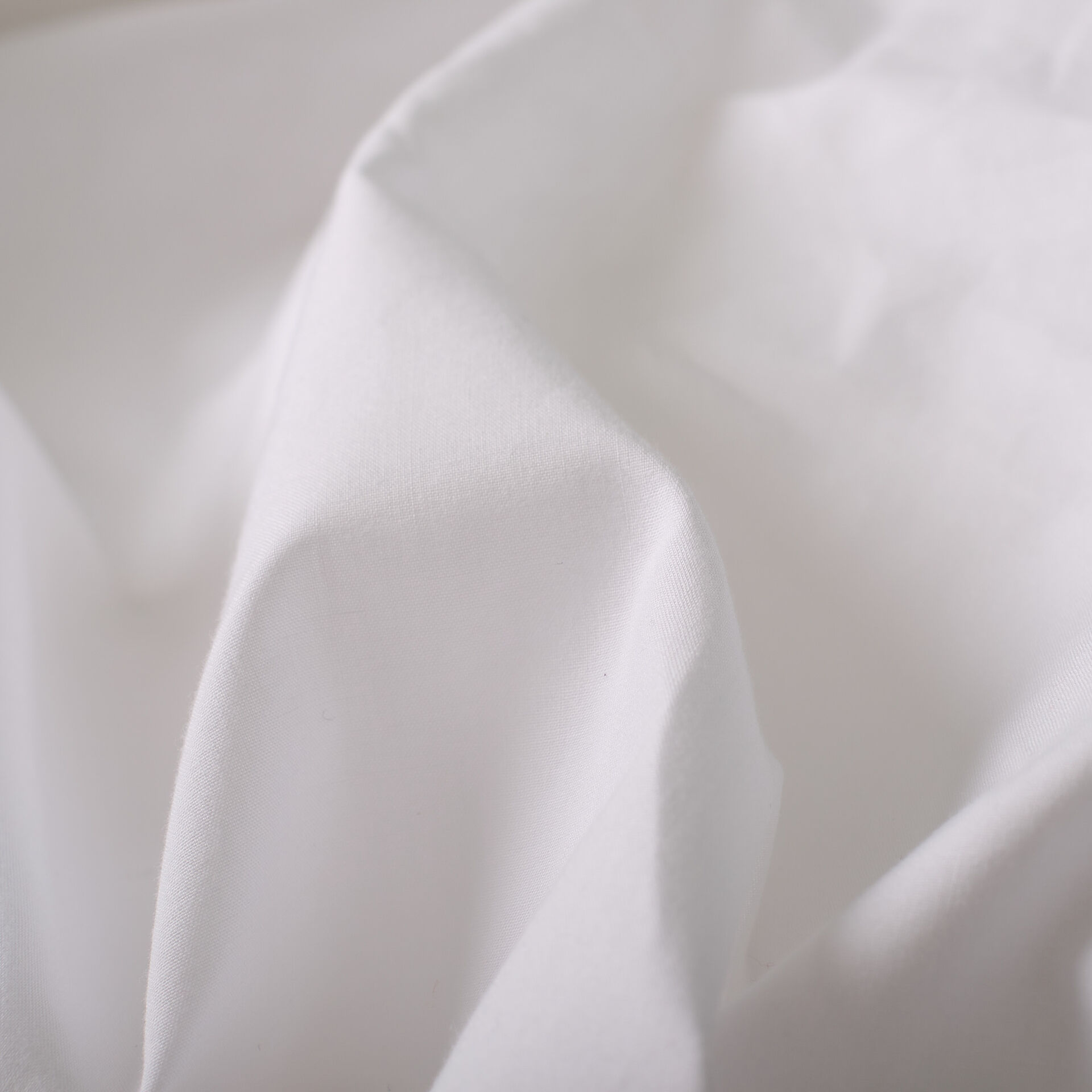 ${product-id}-Granny Goose Satin Stitch Cotton Duvet Cover In White-White-${view-type}