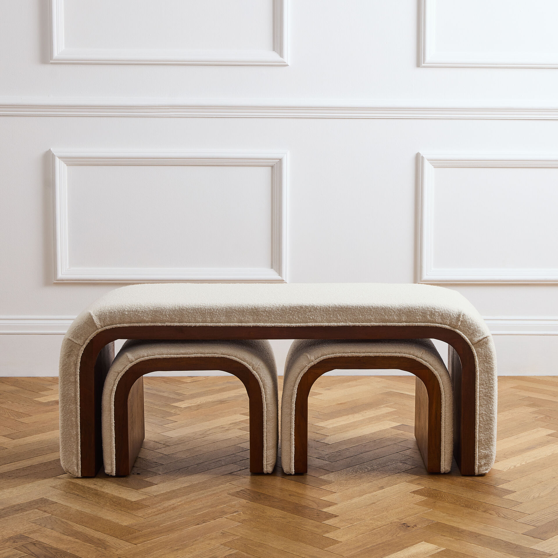 ${product-id}-Boucle Textured Bench -Bouclé-${view-type}