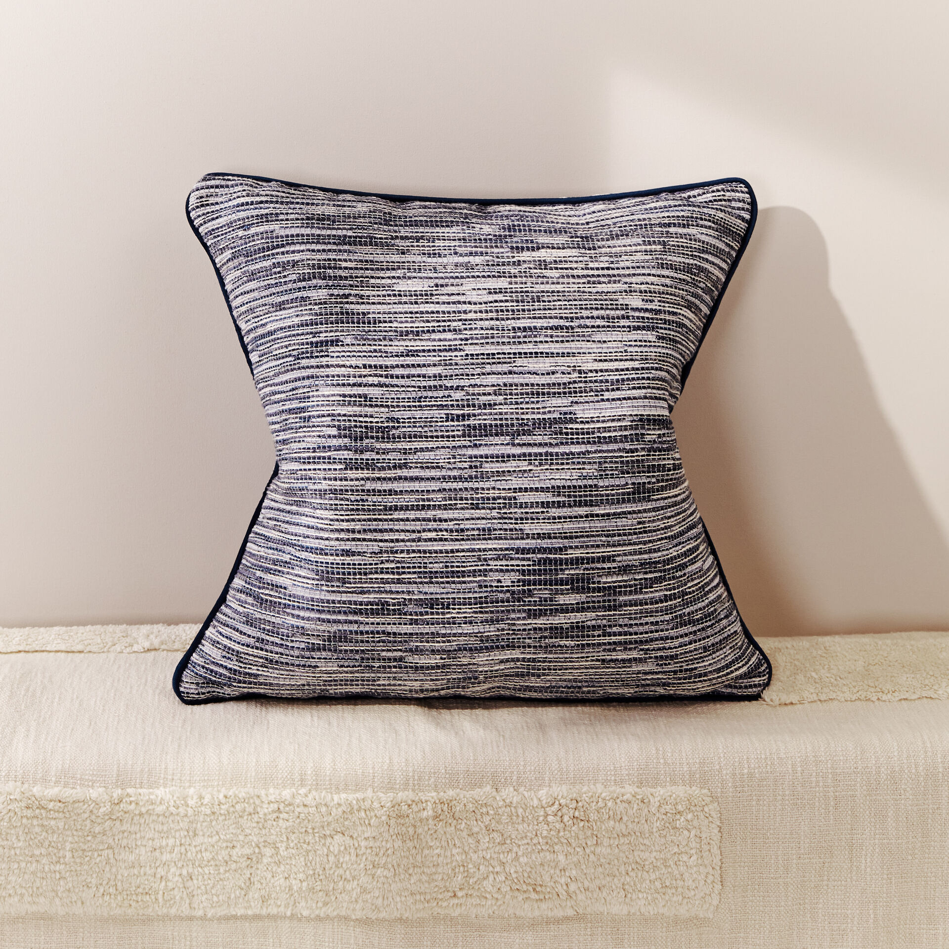 Slub Texture Cushion