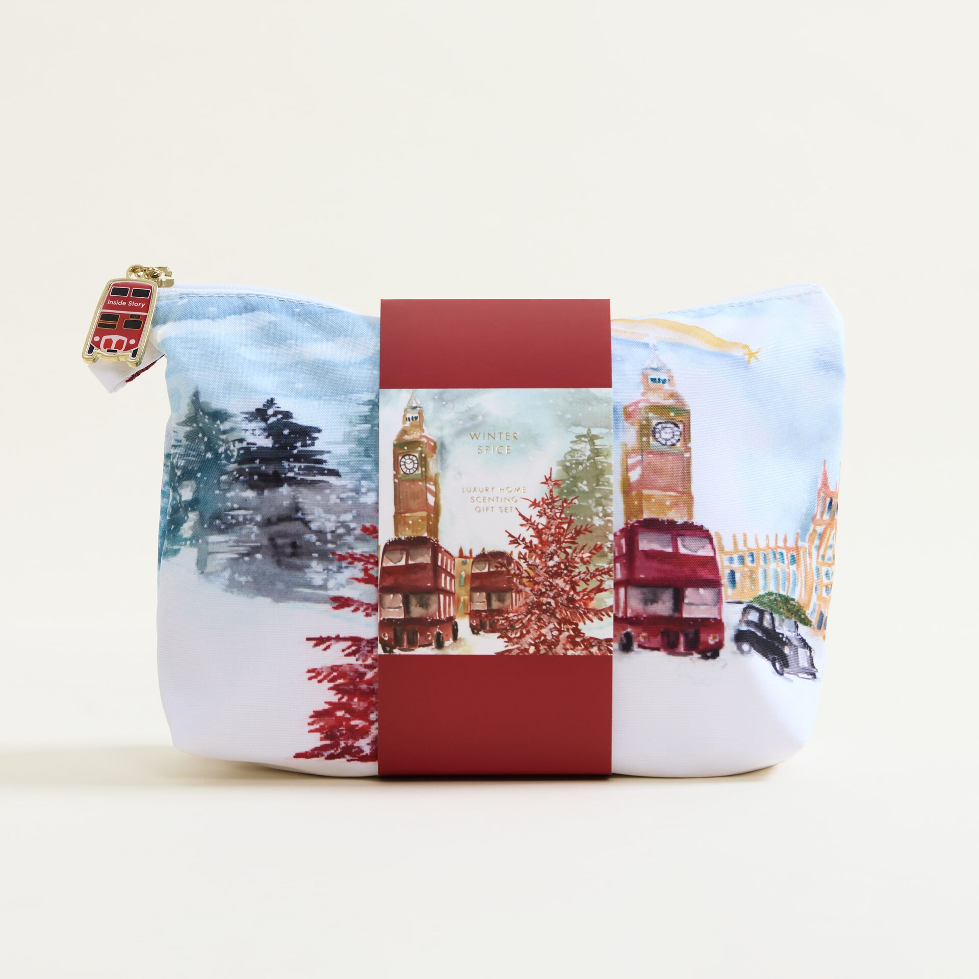 ${product-id}-Winter Spice Wash Bag Gift Set--${view-type}