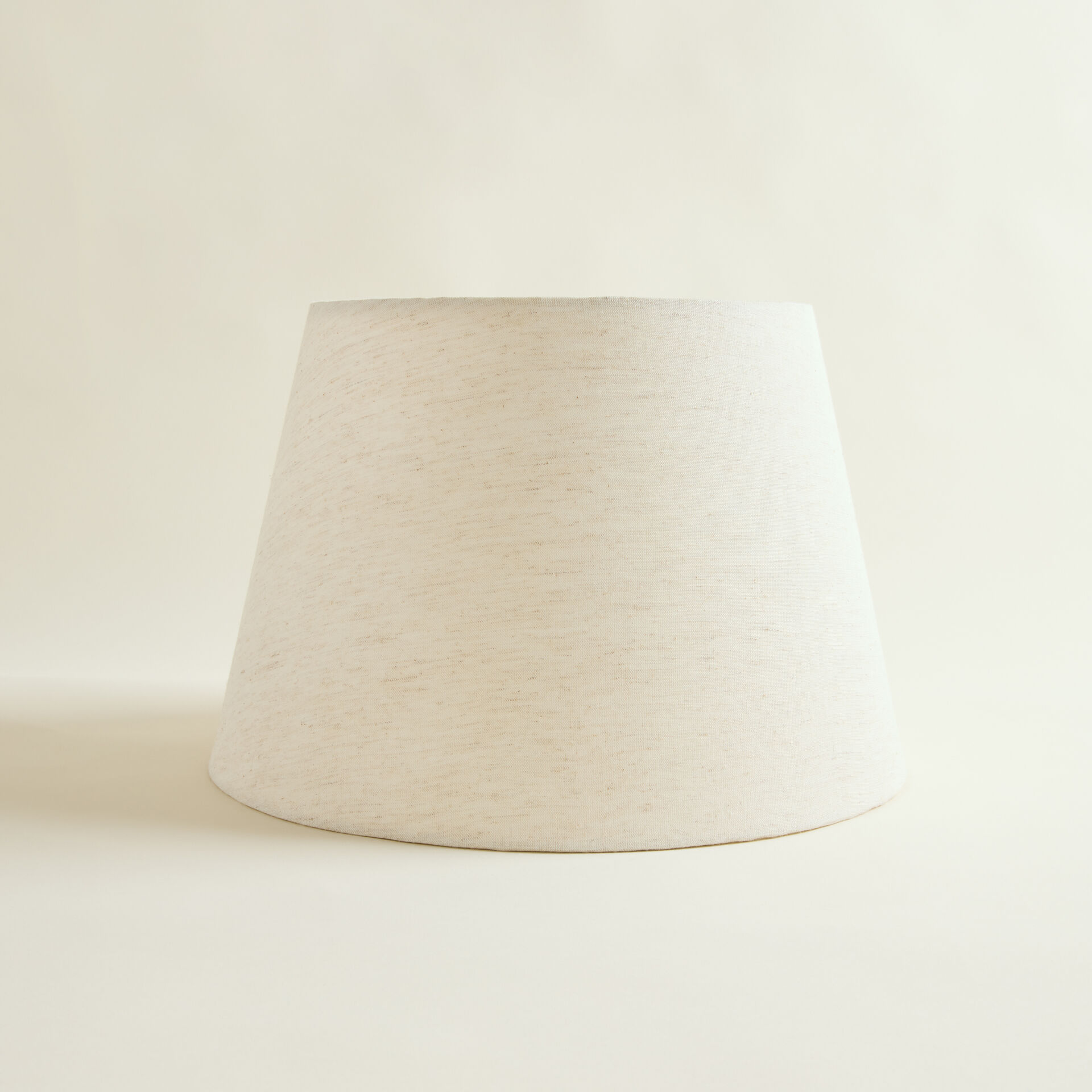 ${product-id}-Small Tapered Linen Lampshade-Natural-${view-type}