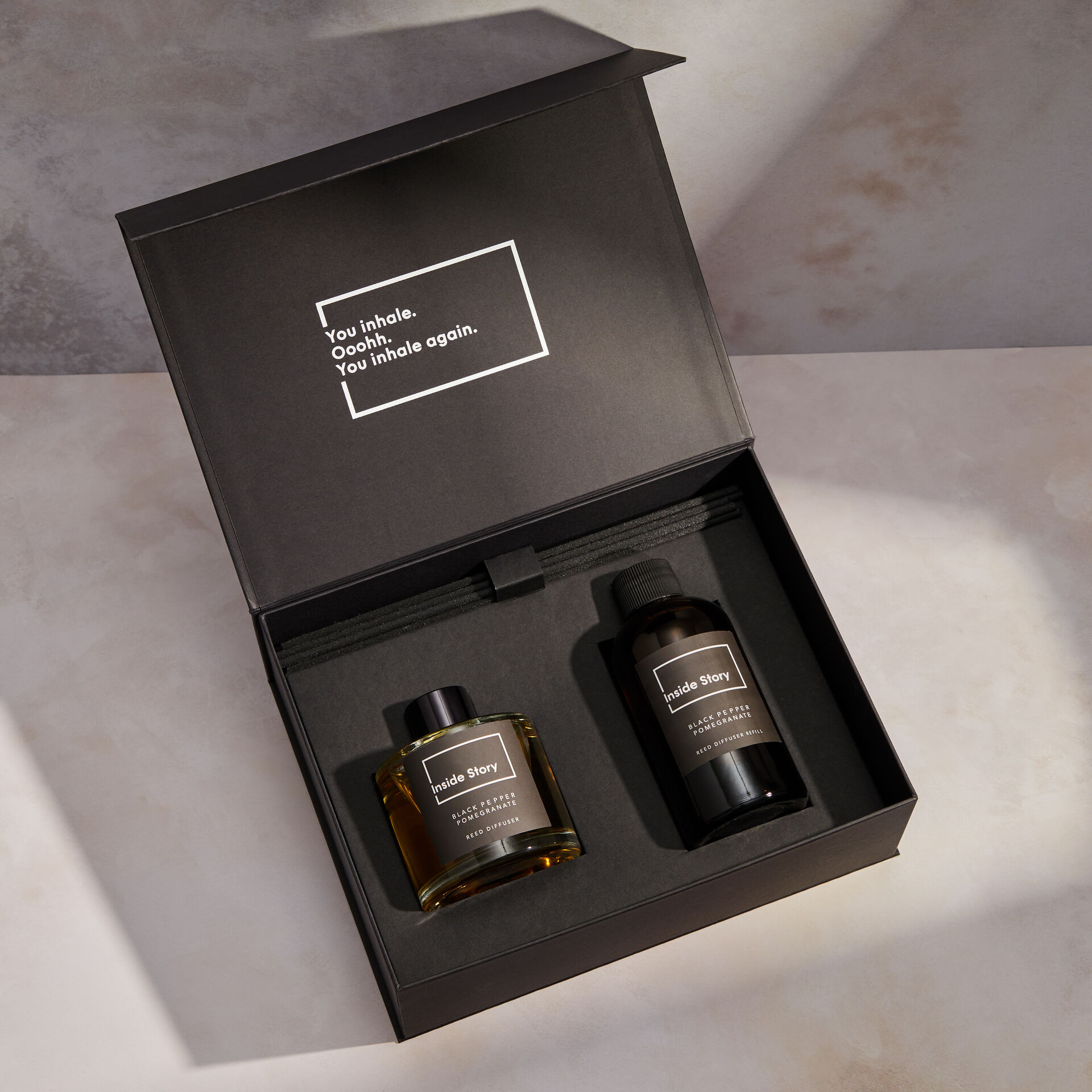 ${product-id}-Black Pepper Pomengranate Diffuser Gift-Black Pomegranate-${view-type}