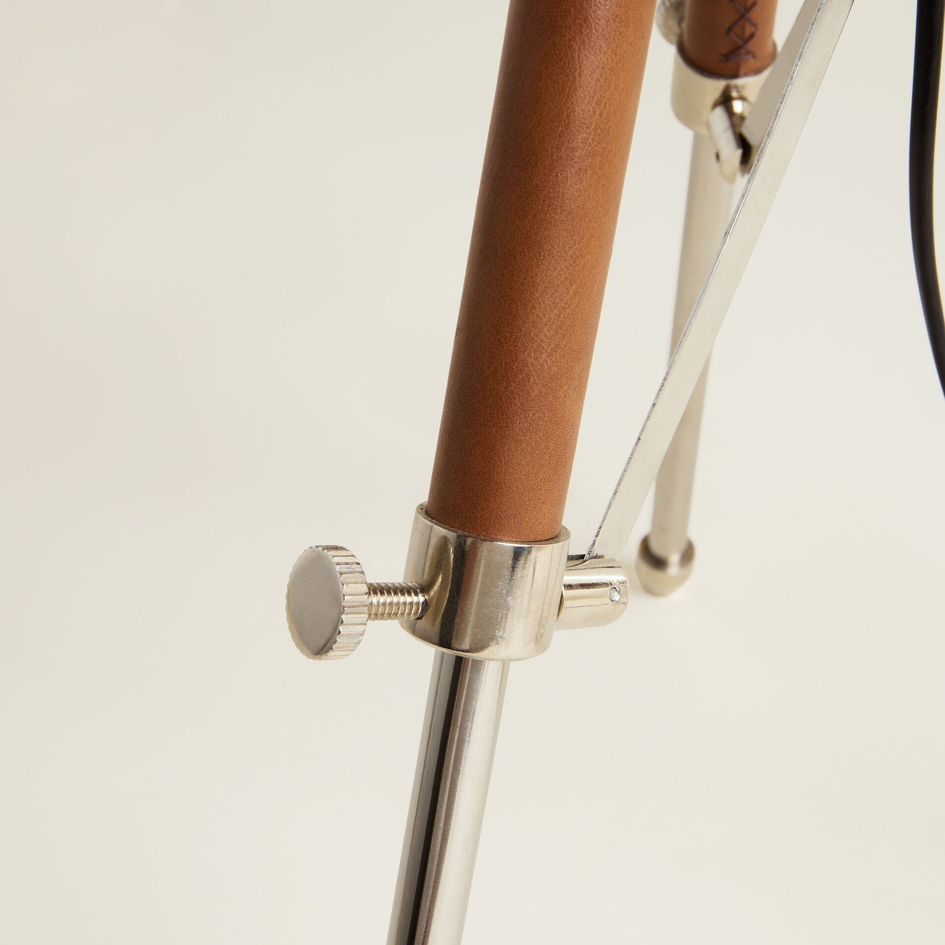 ${product-id}-Tripod Table Lamp-Natural-${view-type}