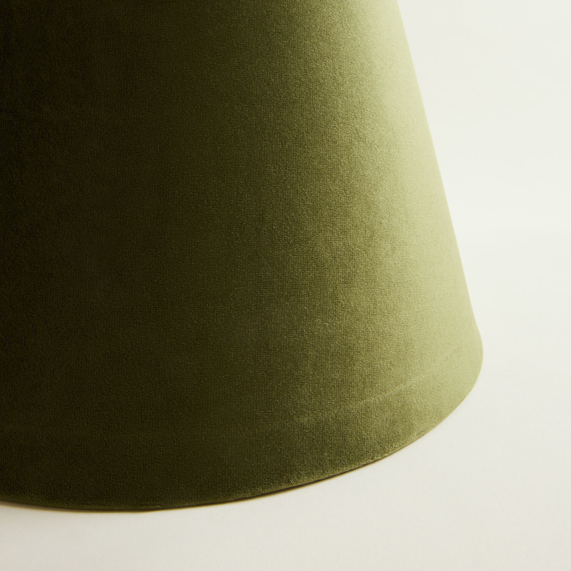 ${product-id}-20cm Tapered Velvet Lampshade-Green-${view-type}
