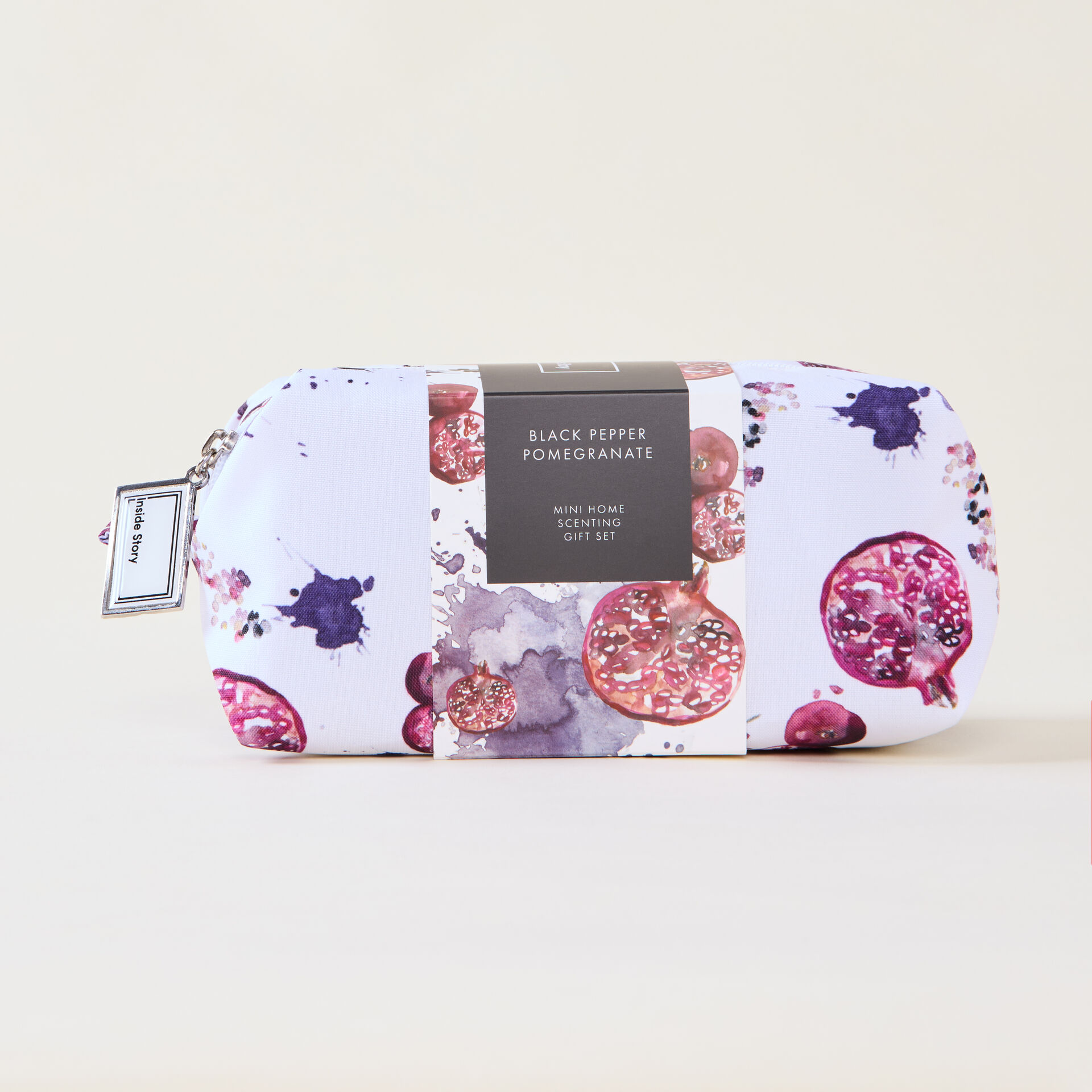 ${product-id}-Black Pepper And Pomegranate Mini Wash Bag Gift Set-Black Pepper & Pomegranate-${view-type}