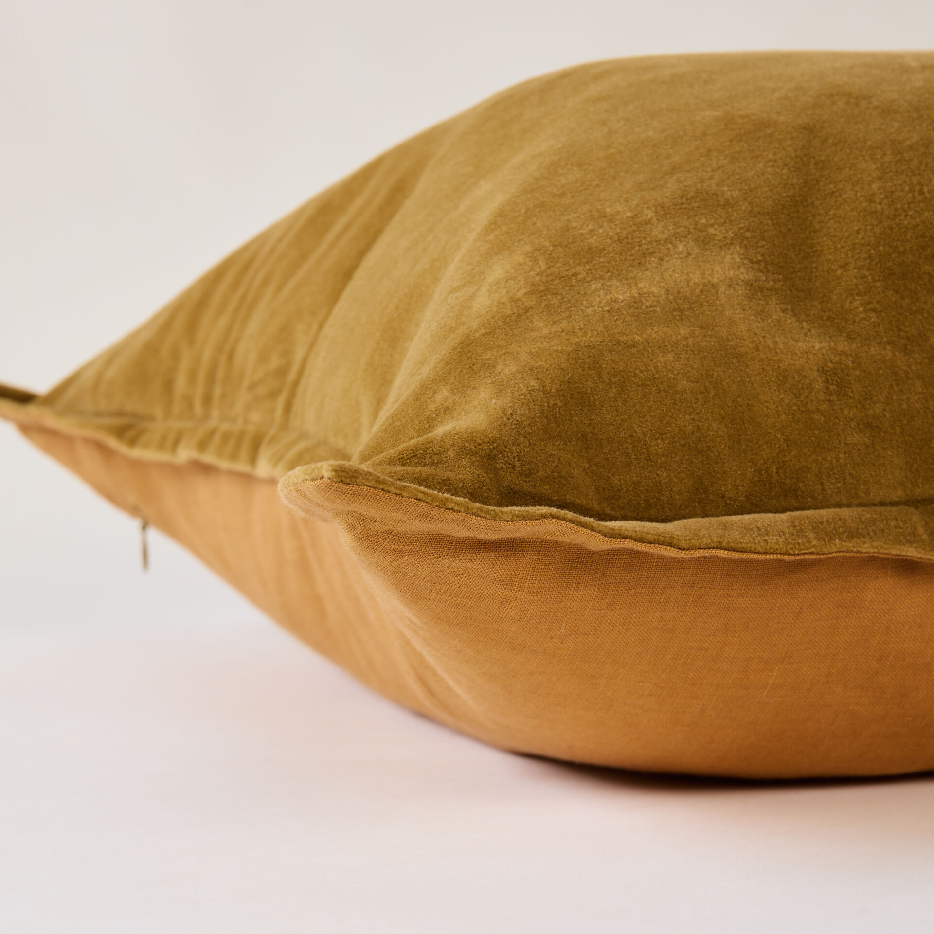 ${product-id}-Velvet Linen Blend Rhea Reversible Cushion-Yellow-${view-type}