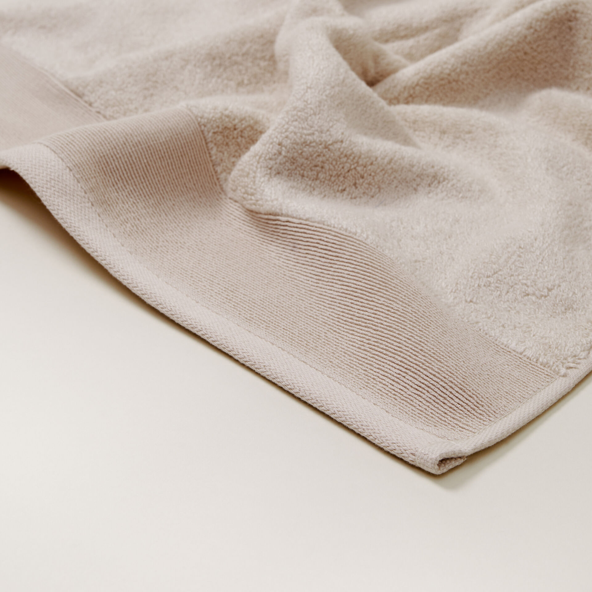 Modal Pleat Bath Towel
